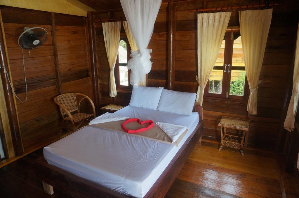 Romdoul Koh Rong Hotel Sihanoukville Room photo